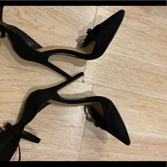 JUSTFAB Fawne black velvet gladiator pointy heels - Picture 4 of 16